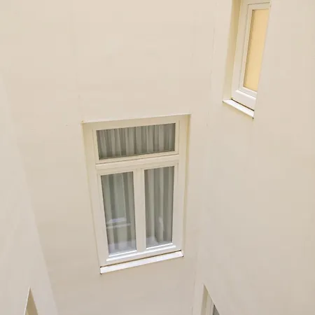 Hotel The Lift By Ridan 4*