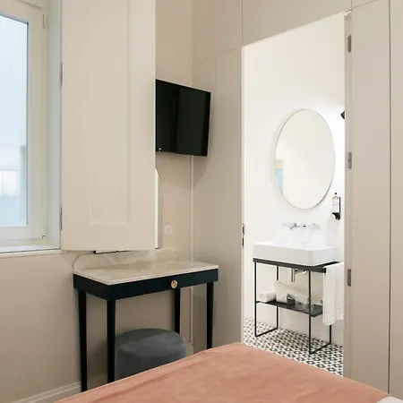 The Lift By Ridan Hotel 4*