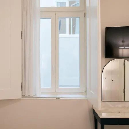 The Lift By Ridan Hotel