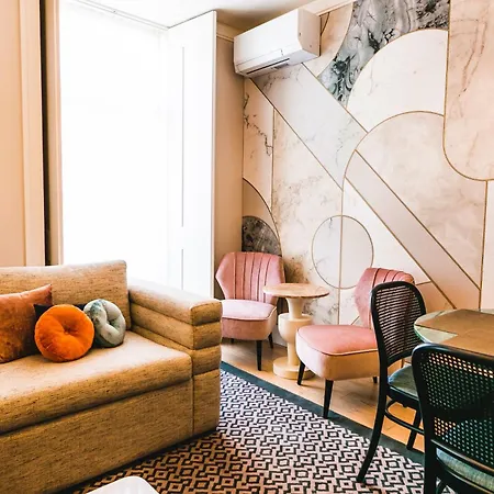 The Lift By Ridan Hotel