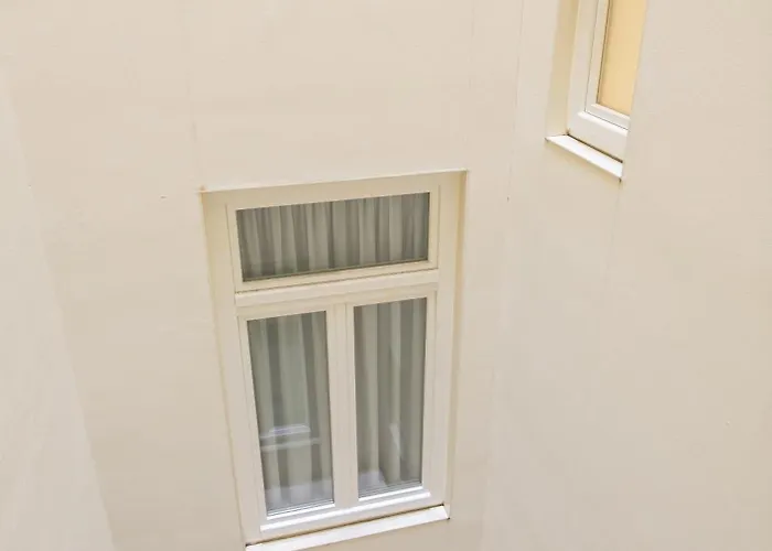 Hotel The Lift By Ridan 4*